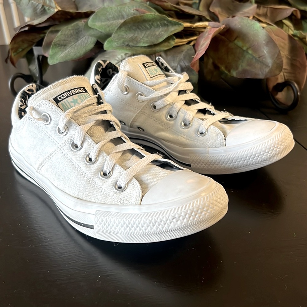 Women’s Shoes